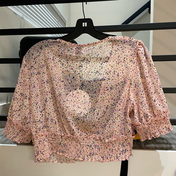 Princess Polly crop top - Picture 2 of 5